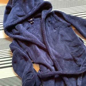 Gap boys size 5 robe